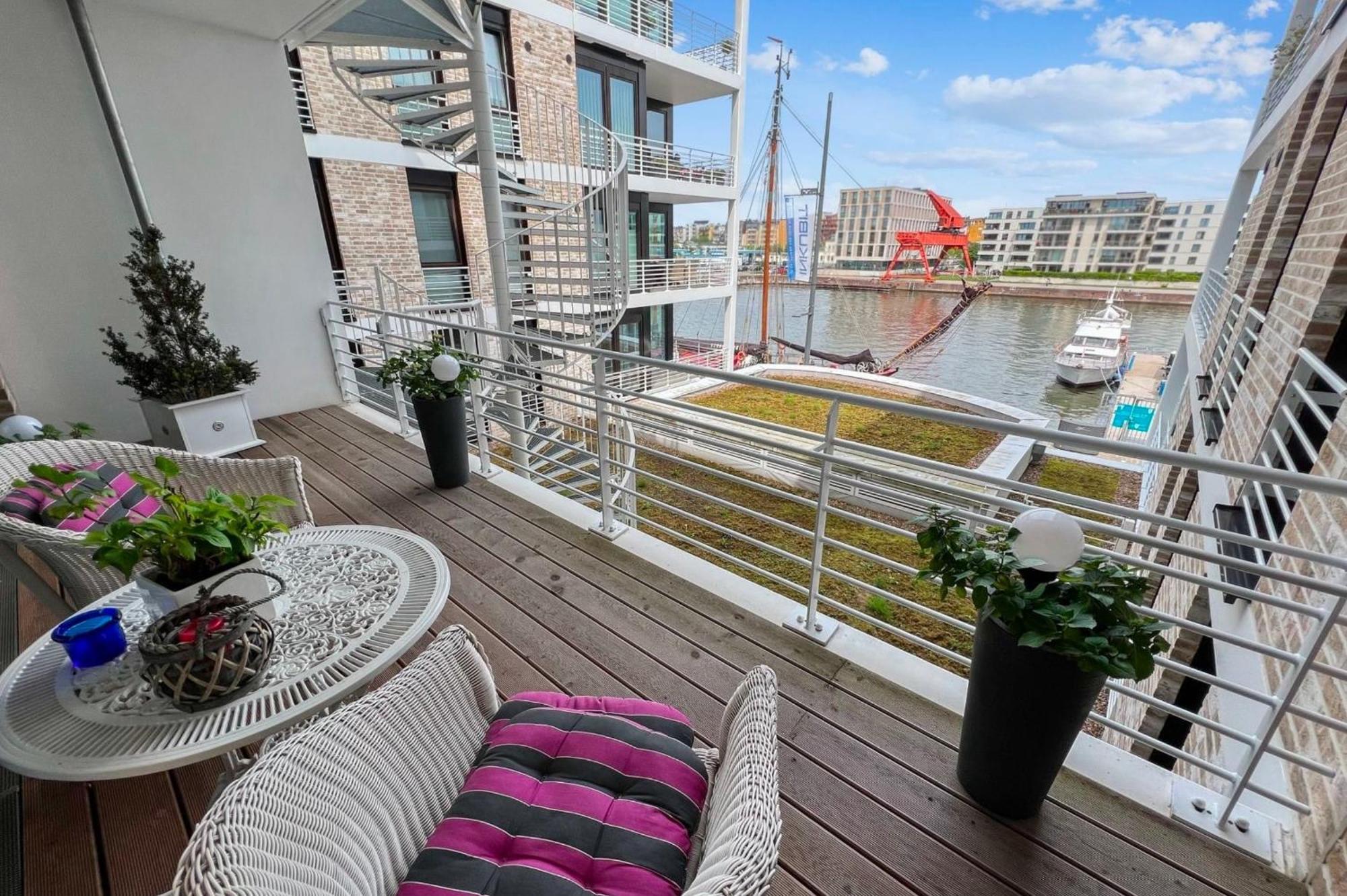 Apartamento Bootshaus Am Neuen Hafen Bremerhaven Exterior foto