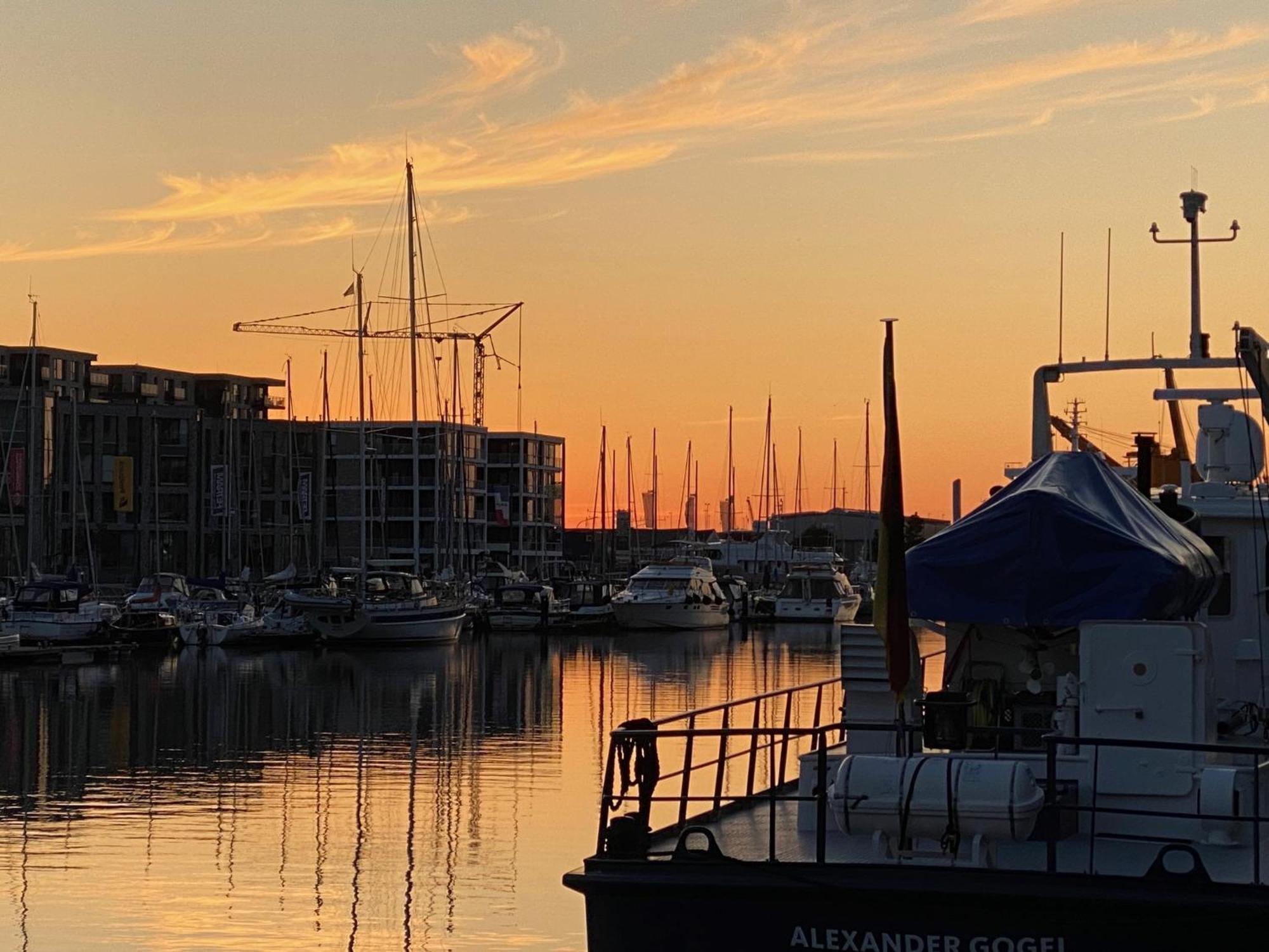 Apartamento Bootshaus Am Neuen Hafen Bremerhaven Exterior foto